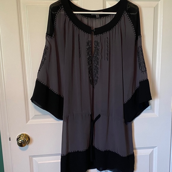 Dress or Tunic is Loose Fitting with Drawstring, size M - Picture 3 of 9